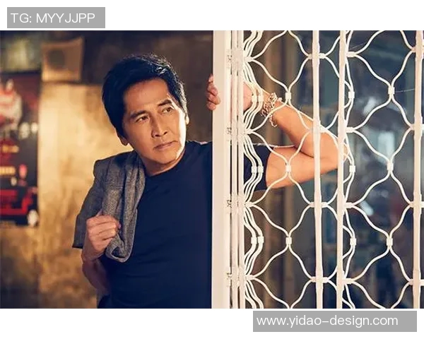 足球明星奢华钻戒高清图片展示尽显魅力与风采